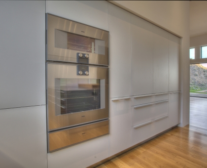 12 High End Appliances
