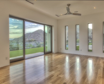 21 Guest Room II